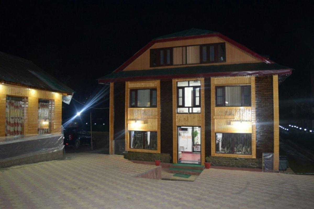 Lal Kothi Hotel Pahalgam